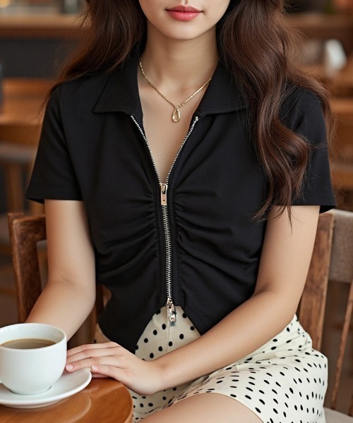 paravion（パラビオン）の「フロントギャザーデザイントップス（Tシャツ/カットソー・レディース・ブルー/ブラック/ホワイト/ブラウン/ピンク/ベージュ・FREE）」の8枚目の写真