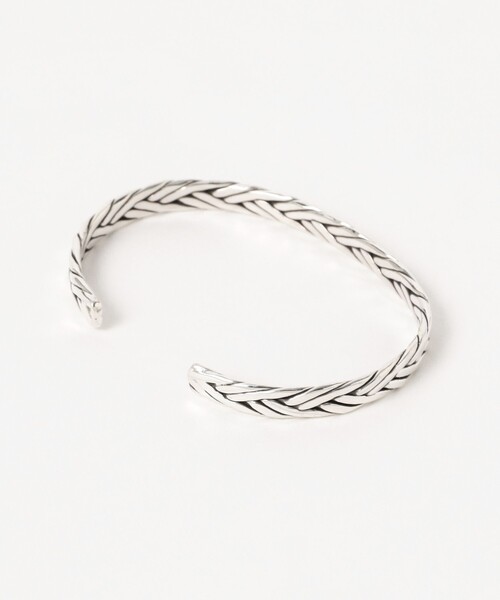 BRILLA per il gusto(ブリッラペルイルグースト)の「BASENOTES / ブレイド バングル(ブレスレット・メンズ・シルバー・ONE SIZE)」の2枚目の写真