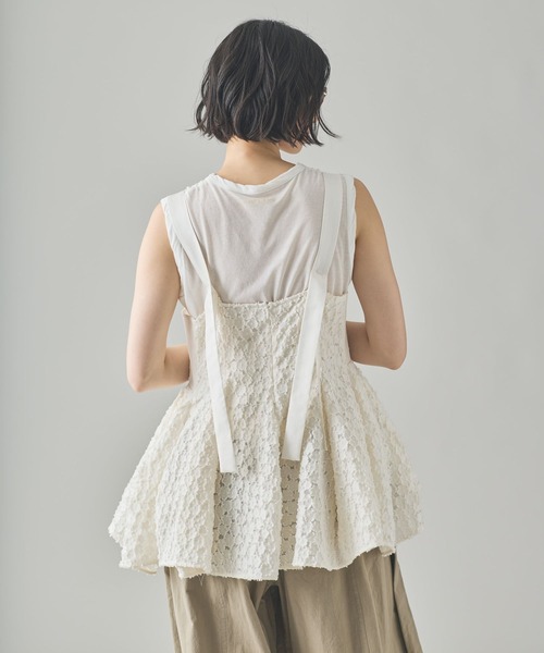 Curensology（カレンソロジー）の「Curensology(カレンソロジー)/ジャガードバルーンキャミブラウス（シャツ/ブラウス・レディース・ホワイト/ブラック・FREE）」の4枚目の写真