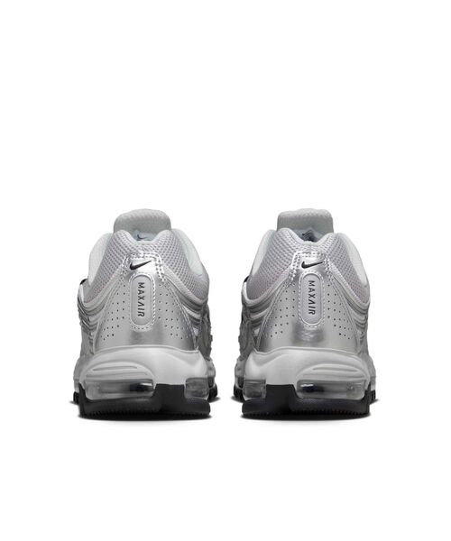 ナイキ『エアマックスTL2.5』