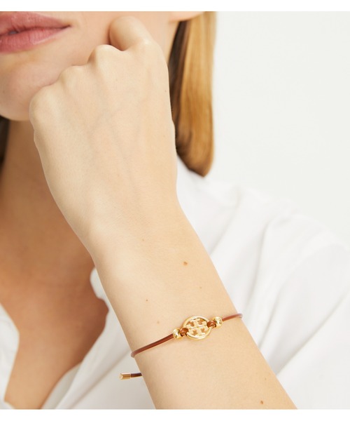 TORY BURCH（トリーバーチ）の「アイコン スライダー ブレスレット（ブレスレット・レディース・ブラック/アイボリー・ONE SIZE）」の6枚目の写真