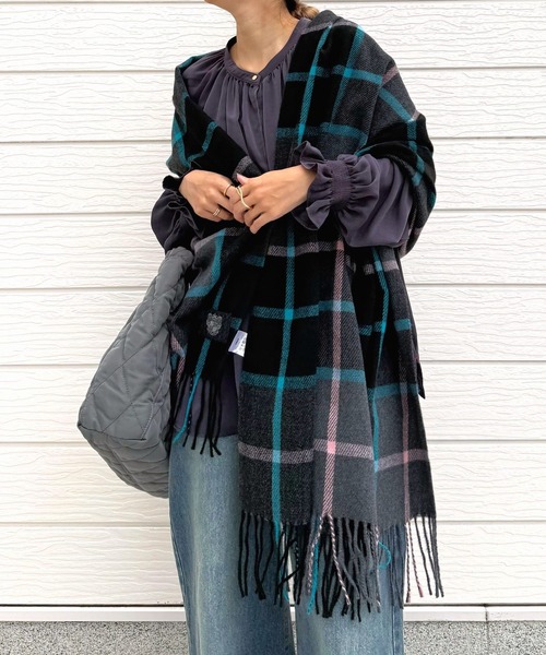 Q(キュー)の「ブロックチェックストール(ストール/ショール・レディース・ブラウン系その他/ブラック系その他・ONE SIZE)」の6枚目の写真
