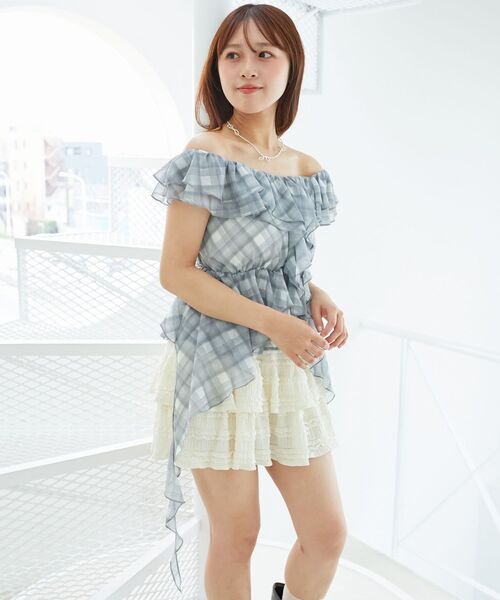 MAJESTIC LEGON（マジェスティックレゴン）の「フリルビスチェ（キャミソール・レディース・ブルー系その他5/アイボリー/ブラック・MEDIUM）」の16枚目の写真