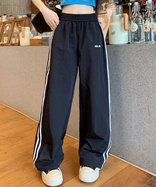 SallyLunn（サリーラン）の「サイドストライプイージーパンツ（その他パンツ・レディース・ホワイト/ネイビー/ブラック/イエロー・LARGE/MEDIUM）」の2枚目の写真