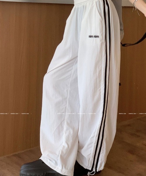 SallyLunn（サリーラン）の「サイドストライプイージーパンツ（その他パンツ・レディース・ホワイト/ネイビー/ブラック/イエロー・LARGE/MEDIUM）」の11枚目の写真