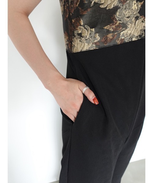 sahara(サハラ)の「Cross Neck Jacquard Jumpsuits/クロスネックジャガードジャンプスーツ(つなぎ/オールインワン・レディース・ブラック/グレー・FREE)」の12枚目の写真