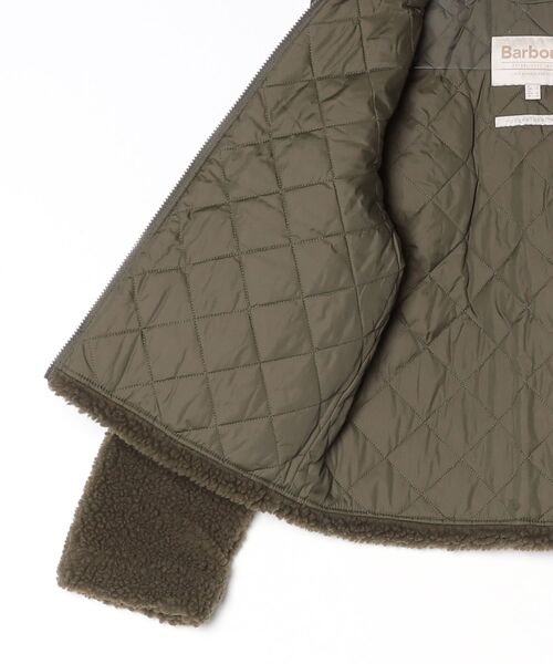 Barbour(バブアー)の「Malena クロップド フリース(レディース)(ブルゾン・レディース・ベージュ/オリーブ・8/10)」の19枚目の写真