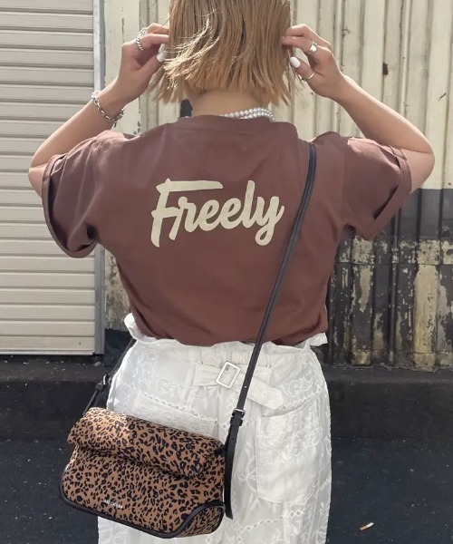 ADD CULUMN(アドカラム)の「(ADD CULUMN)ROLLA S LEOPARD(ショルダーバッグ・レディース・ブラウン・ONE SIZE)」の17枚目の写真