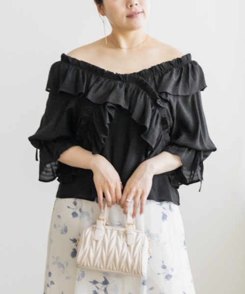 CLETTE(クレット)の「クロスフリル2WAYブラウス(シャツ/ブラウス・レディース・ブラック/イエロー/ホワイト・4L/3L/LL)」の11枚目の写真