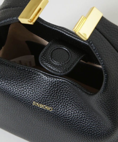 NANO universe（ナノユニバース）の「SINBONO/Vivienne Small クロスボディバッグ（ショルダーバッグ・レディース・ブラック/グレー・FREE）」の8枚目の写真