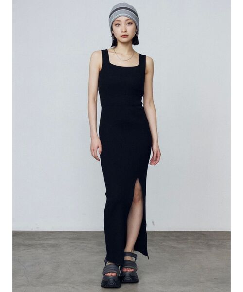 EMODA（エモダ）の「エアバルキーソールパッファーサンダル（サンダル・レディース・ブラック・LARGE/MEDIUM/SMALL）」の7枚目の写真