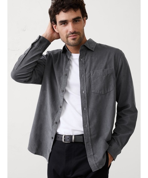 BANANA REPUBLIC FACTORY STORE(バナナリパブリック ファクトリーストア)の「★BANANA REPUBLIC FACTORY STORE スリムフィット ファインウェール コーデュロイシャツ(シャツ/ブラウス・メンズ・ブラウン/ネイビー/ダークグリーン/アイボリー/レッド/グレー・S/M/L/XL)」の3枚目の写真
