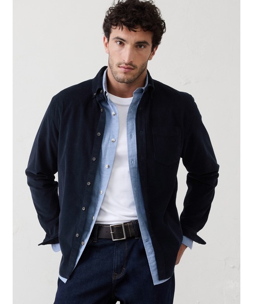 BANANA REPUBLIC FACTORY STORE(バナナリパブリック ファクトリーストア)の「★BANANA REPUBLIC FACTORY STORE スリムフィット ファインウェール コーデュロイシャツ(シャツ/ブラウス・メンズ・ブラウン/ネイビー/ダークグリーン/アイボリー/レッド/グレー・S/M/L/XL)」の5枚目の写真