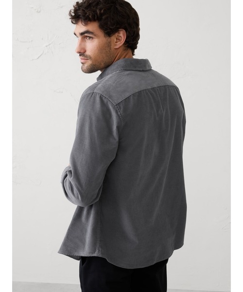 BANANA REPUBLIC FACTORY STORE(バナナリパブリック ファクトリーストア)の「★BANANA REPUBLIC FACTORY STORE スリムフィット ファインウェール コーデュロイシャツ(シャツ/ブラウス・メンズ・ブラウン/ネイビー/ダークグリーン/アイボリー/レッド/グレー・S/M/L/XL)」の10枚目の写真