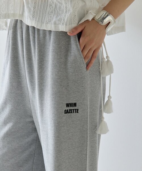 Whim Gazette（ウィムガゼット）の「ロゴ裏毛ワイドパンツ（スウェットパンツ・レディース・ベージュ/ブルー系その他/グレー・FREE）」の21枚目の写真