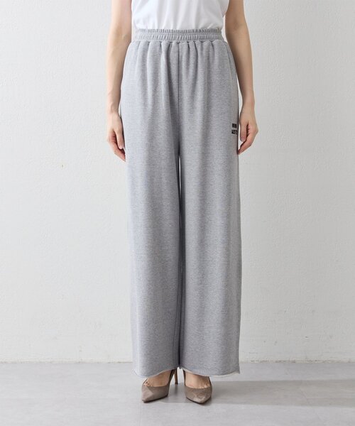 Whim Gazette（ウィムガゼット）の「ロゴ裏毛ワイドパンツ（スウェットパンツ・レディース・ベージュ/ブルー系その他/グレー・FREE）」の20枚目の写真
