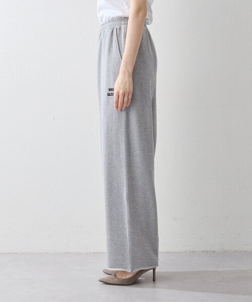 Whim Gazette（ウィムガゼット）の「ロゴ裏毛ワイドパンツ（スウェットパンツ・レディース・ベージュ/ブルー系その他/グレー・FREE）」の19枚目の写真