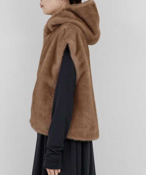 セール】【プラスワンで着映え！】フーディーファーベスト（ベスト