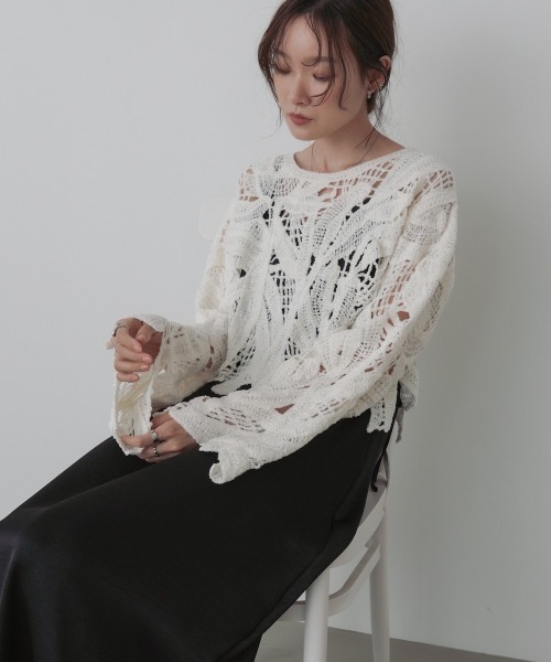 Bab(バブ)の「モールヤーンクロシェショートトップス(Tシャツ/カットソー・レディース・アイボリー/チャコールグレー/ブラウン/ピンク・FREE)」の5枚目の写真