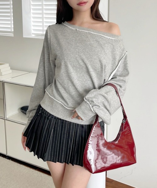 TREOVER(トレオーバー)の「【ワンショルでも着れて抜け感UP】アウトシームオフショルスウェットプルオーバー(Tシャツ/カットソー・レディース・チャコール/杢グレー/アイボリー・FREE)」の15枚目の写真