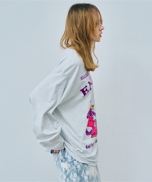 RNA(アールエヌエー)の「M2521 ウルフプリントロンT(Tシャツ/カットソー・レディース・ホワイト/ブラック/アッシュグレー・MEDIUM)」の12枚目の写真