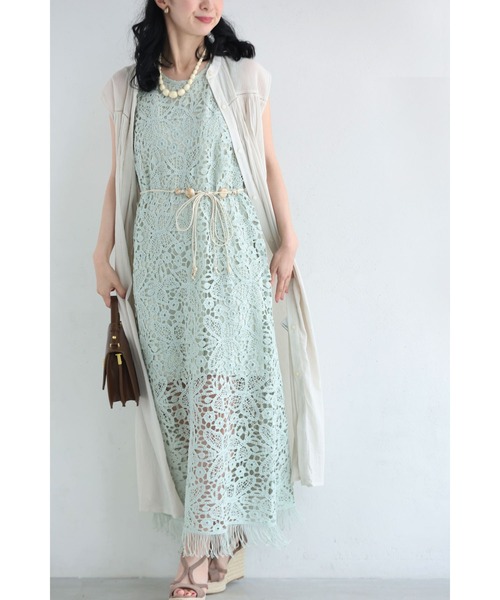 新作8月8日 爽やかなペールカラーレースの裾フリンジロングワンピース（紐ベルト付き） ワンピース ロングワンピース レディース ファッション 春服 夏服 着回し 重ね着 裾フリンジ cawaii w61404ps S~L対応 ペールグリーン 日常使い キレイめ シンプル ミセス 30代 40代 50代 爽やかなペールカラーレースの裾フリンジロングワンピース（紐ベルト