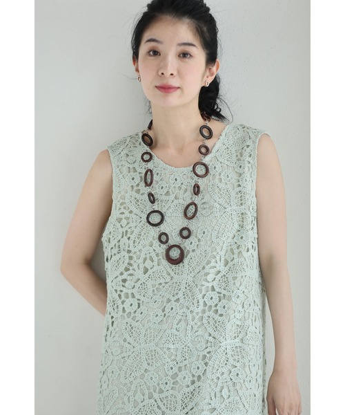 爽やかなペールカラーレースの裾フリンジロングワンピース（紐ベルト