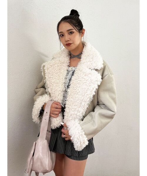 【極美品】juemi ジュエミ　ムートンジャケット　ショート丈　ジャケット 毎年すぐ売り切れちゃう幻の「ムートンジャケット」。この