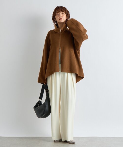 RIVE DROITE(リヴドロワ)の「【軽量◎】カーブレザーショルダーバッグ(ショルダーバッグ・レディース・サンドベージュ/ブラック・FREE)」の22枚目の写真