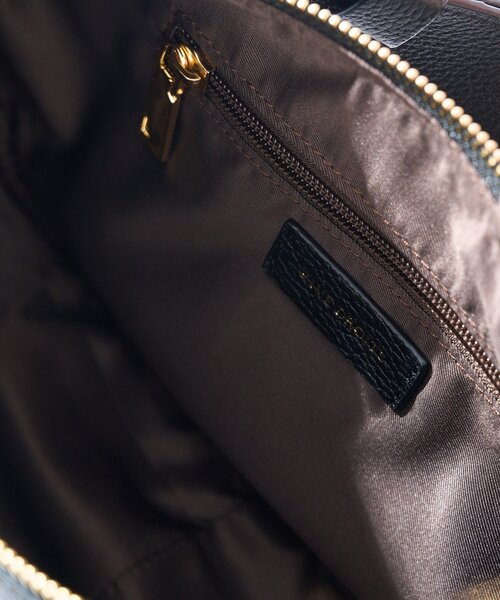 RIVE DROITE(リヴドロワ)の「【軽量◎】カーブレザーショルダーバッグ(ショルダーバッグ・レディース・サンドベージュ/ブラック・FREE)」の13枚目の写真