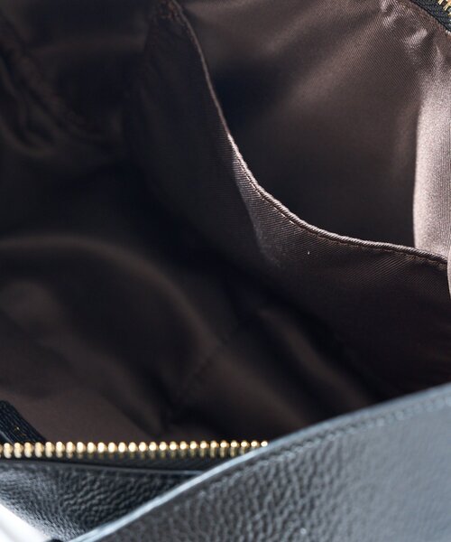 RIVE DROITE(リヴドロワ)の「【軽量◎】カーブレザーショルダーバッグ(ショルダーバッグ・レディース・サンドベージュ/ブラック・FREE)」の14枚目の写真