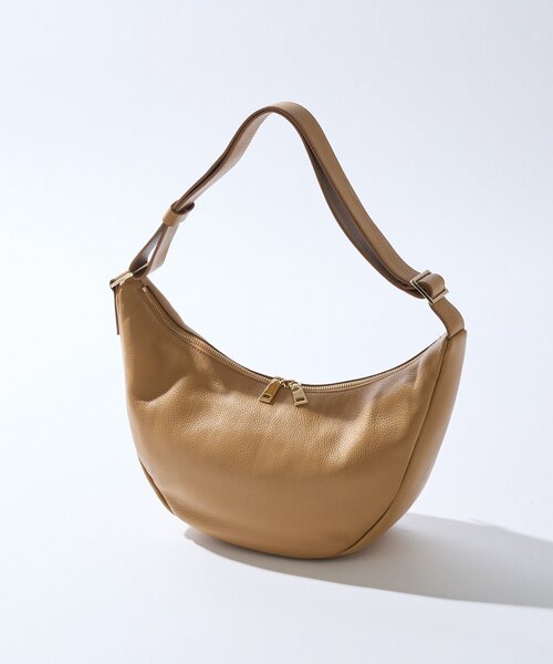 RIVE DROITE(リヴドロワ)の「【軽量◎】カーブレザーショルダーバッグ(ショルダーバッグ・レディース・サンドベージュ/ブラック・FREE)」の20枚目の写真