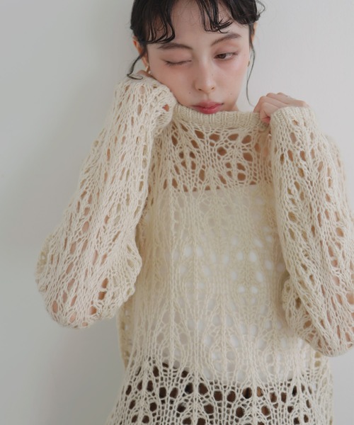 LIAN（リアン）の「クロシェニットプルオーバー（ニット/セーター・レディース・アイボリー/ブラウン/レッド/チャコールグレー・FREE）」の2枚目の写真