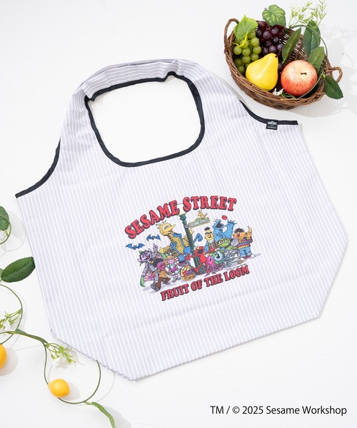 FRUIT OF THE LOOM（フルーツオブザルーム）の「SESAME STREET×FTL Lサイズエコバッグ / セサミグラフィック / コンパクト（エコバッグ/サブバッグ・メンズ・パープル/ライトグレー/アイボリー・FREE）」の7枚目の写真