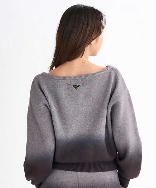ROXY(ロキシー)の「MAGIC HOUR TOPS /ロキシーグラデーションロゴニット(ニット/セーター・レディース・ブルー/グレー/ブラウン・M/L/XS/S)」の5枚目の写真