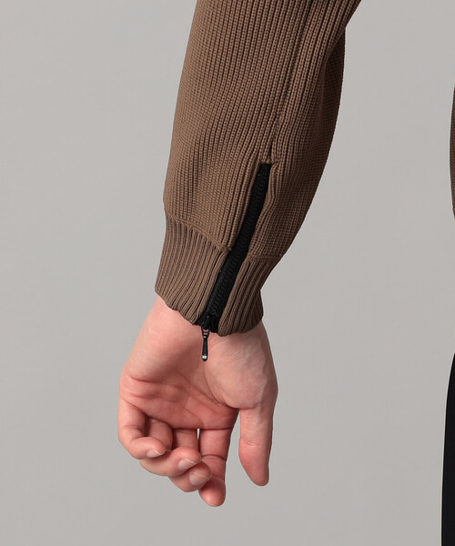 β MEN（ベータメン）の「ワイドシルエット 片畦ニット（ニット/セーター・メンズ・アイボリー/ブラック/ブラウン・L/M）」の4枚目の写真