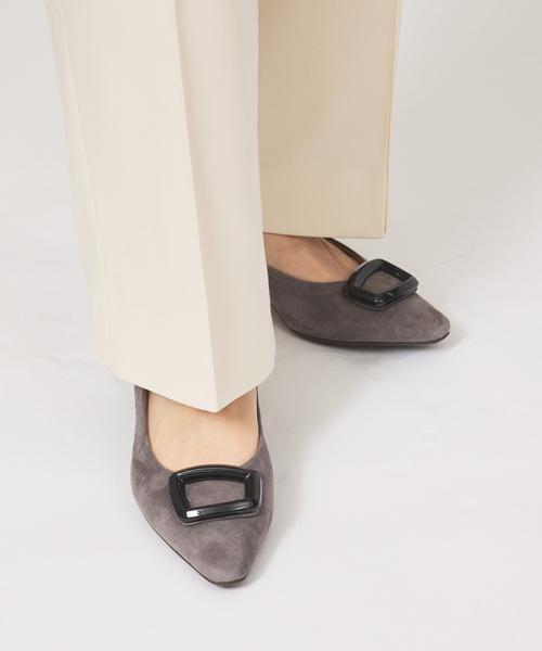 Au BANNISTER(オゥバニスター)の「オーナメント ミドルヒールパンプス(パンプス・レディース・ブラック/グレー/ベージュ・38/39/35/36/37)」の6枚目の写真