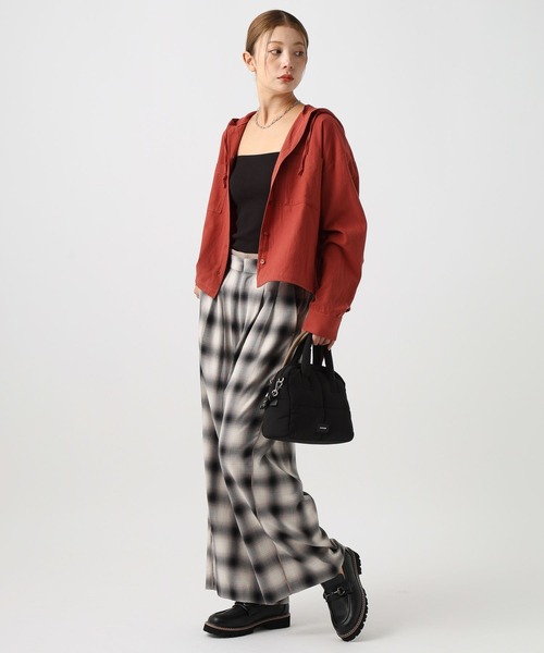 BAYFLOW（ベイフロー）の「コードショルダーパフボストン（ボストンバッグ・レディース・ブラック/ベージュ/ネイビー・FREE）」の11枚目の写真