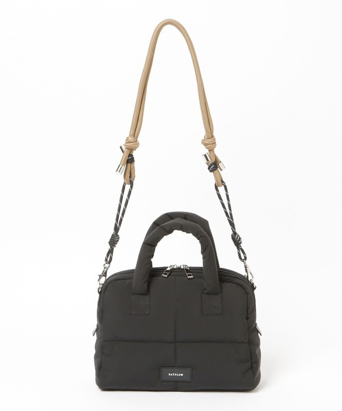 BAYFLOW（ベイフロー）の「コードショルダーパフボストン（ボストンバッグ・レディース・ブラック/ベージュ/ネイビー・FREE）」の6枚目の写真