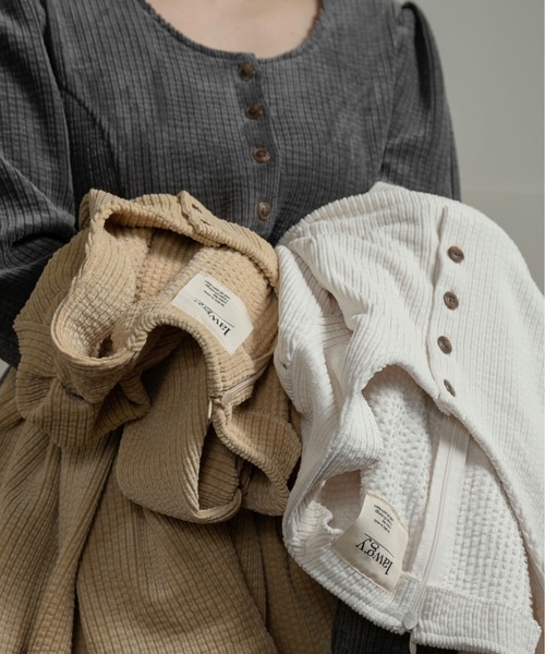 lawgy（ラウジー）の「uneck balloon corduroy tops / ユーネック