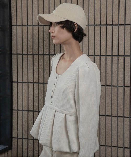 lawgy（ラウジー）の「uneck balloon corduroy tops / ユーネック