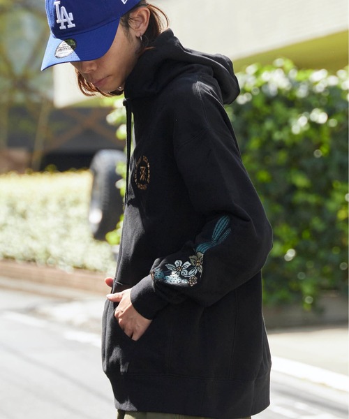 ROARK REVIVAL（ロアークリバイバル）の「ROARK REVIVAL/ロアークリバイバル "F.ROAMING"P/O HOOD SWEAT リラックスシルエット グラフィックデザイン フーディー（パーカー・メンズ・ブラック・L/XL/M）」の20枚目の写真