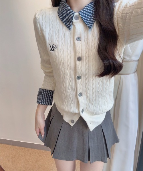gossip！ロサンゼルス（ゴシップロサンゼルス）の「Y2K 刺繍レイヤードケーブルニットカーディガン（カーディガン/ボレロ・レディース・オフホワイト/ネイビー・FREE）」の18枚目の写真