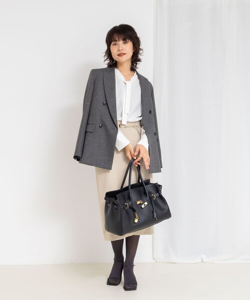 NOLLEY’S Sophi(ノーリーズソフィ)の「ウォッシャブルストレッチバックサテンボウタイブラウス(シャツ/ブラウス・レディース・オフホワイト/グレイッシュブルー・36/38)」の19枚目の写真