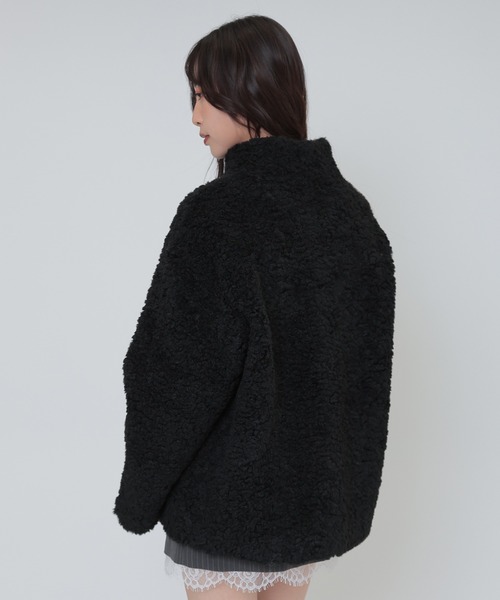 SUWDEE(スーディー)の「stand collar boa belt short coat(その他アウター・レディース・チャコールグレー/ブラック・FREE)」の9枚目の写真