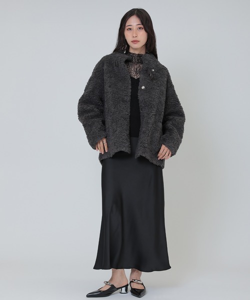 SUWDEE(スーディー)の「stand collar boa belt short coat(その他アウター・レディース・チャコールグレー/ブラック・FREE)」の10枚目の写真