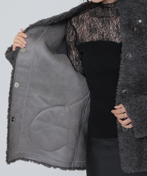 SUWDEE(スーディー)の「stand collar boa belt short coat(その他アウター・レディース・チャコールグレー/ブラック・FREE)」の19枚目の写真