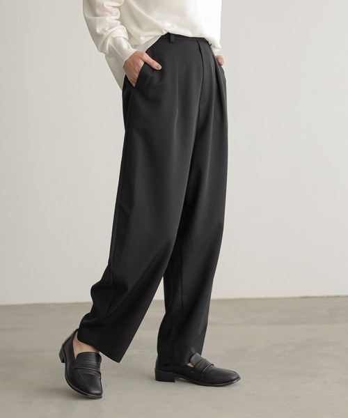 for/c（フォーシー）の「[セットアップ対応]タックカーブパンツ【サスティナブル】（その他パンツ・レディース・ブラック/ライトベージュ・M/L/LL/PM/TM）」の4枚目の写真