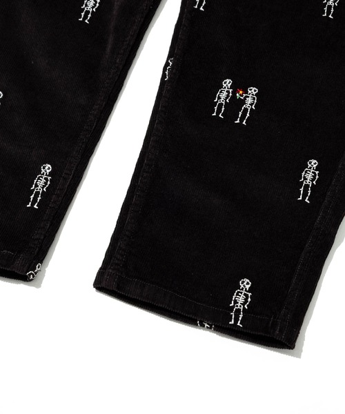 go slow caravan(ゴースローキャラバン)の「ストレッチコーデュロイ ほねほね刺繍 アンクルパンツ(その他パンツ・メンズ・ブラック/モカ/ブルーグリーン・X-LARGE/LARGE/MEDIUM/SMALL)」の8枚目の写真