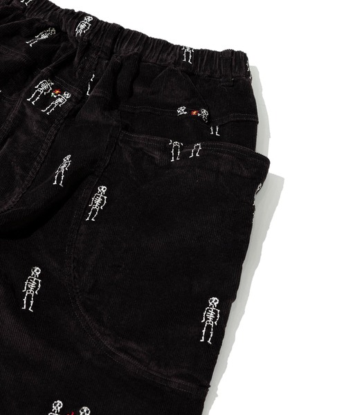go slow caravan(ゴースローキャラバン)の「ストレッチコーデュロイ ほねほね刺繍 アンクルパンツ(その他パンツ・メンズ・ブラック/モカ/ブルーグリーン・X-LARGE/LARGE/MEDIUM/SMALL)」の12枚目の写真